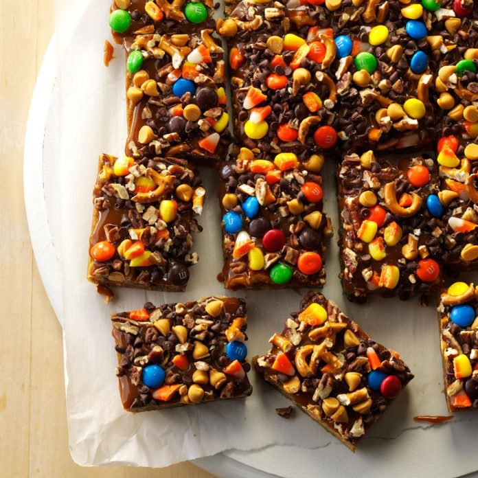 cookie monster brownies, leftover halloween candy recipe