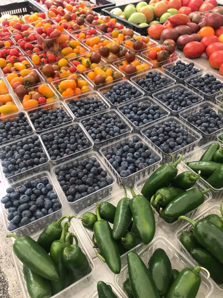 Fresh Veggies Hampton Blvd Farmers Market