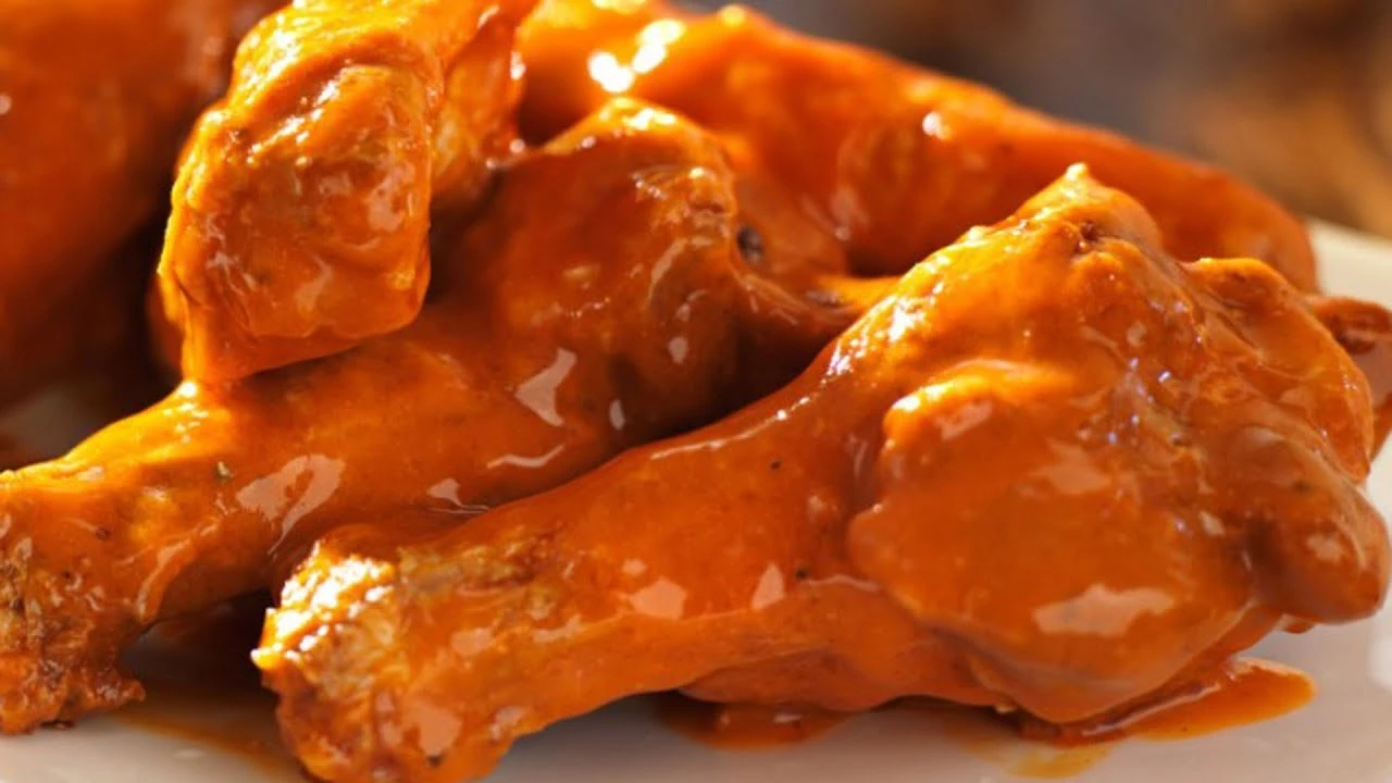 Buffalo Wild Wings offering free wings if Super Bowl goes into overtime