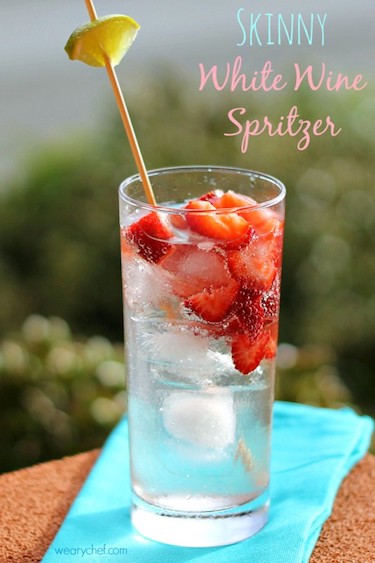 Skinny White Wine Cocktail with Strawberries